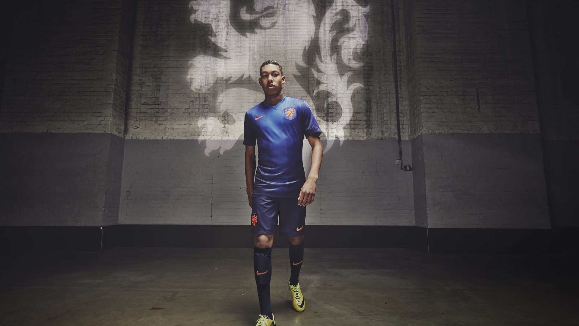 爱游戏app注册-卡斯帕·科尔博稳扎稳打掌控节奏,卡尔帕克