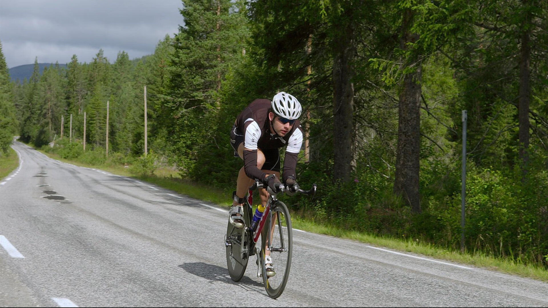 爱游戏入口-帕利斯特女子800米自由泳表现亮眼,女子八百米自由泳亚洲纪录
